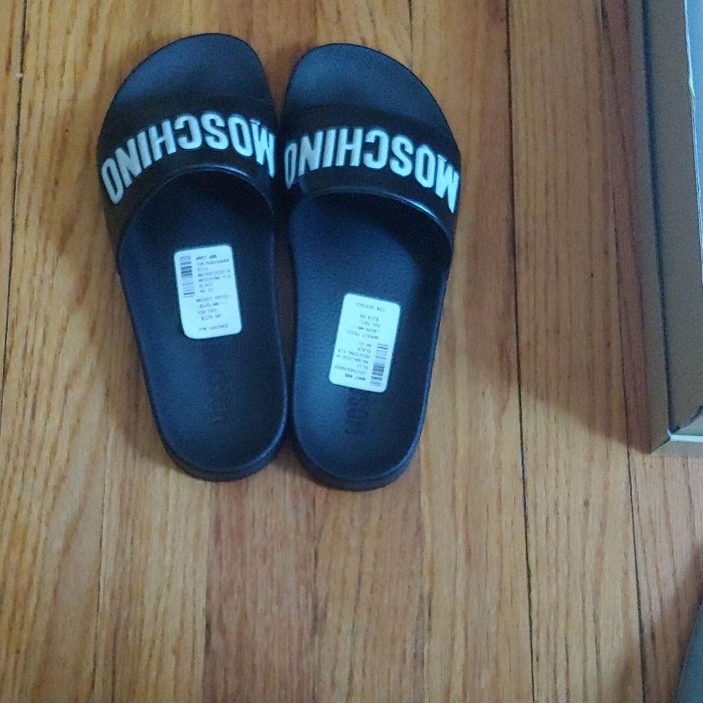 MOSCHINO designer slides new with tags